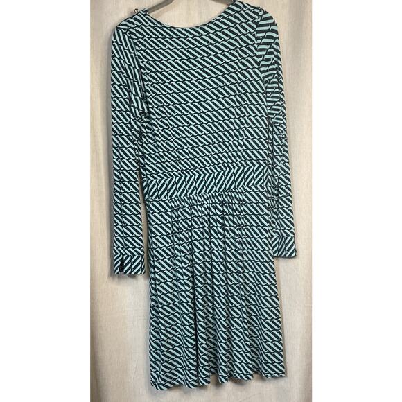 Vineyard Vines Long Sleeve Dress Size Medium - Silver Ball Buttons - Ocean Swell - Picture 5 of 8